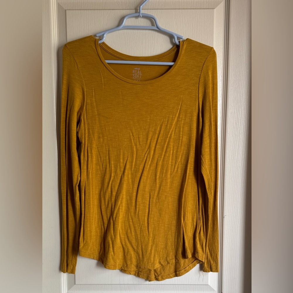 Aerie Mustard Gold Long Sleeve Women's Tee Medium